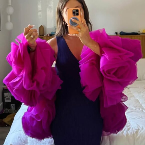 3D Floral Organza Bridal / Event Cape - Picture 3 of 9